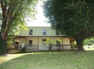 1543 Allison Rd, Piney Flats, TN 37686