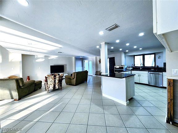 5th image of 341 Seminole Way