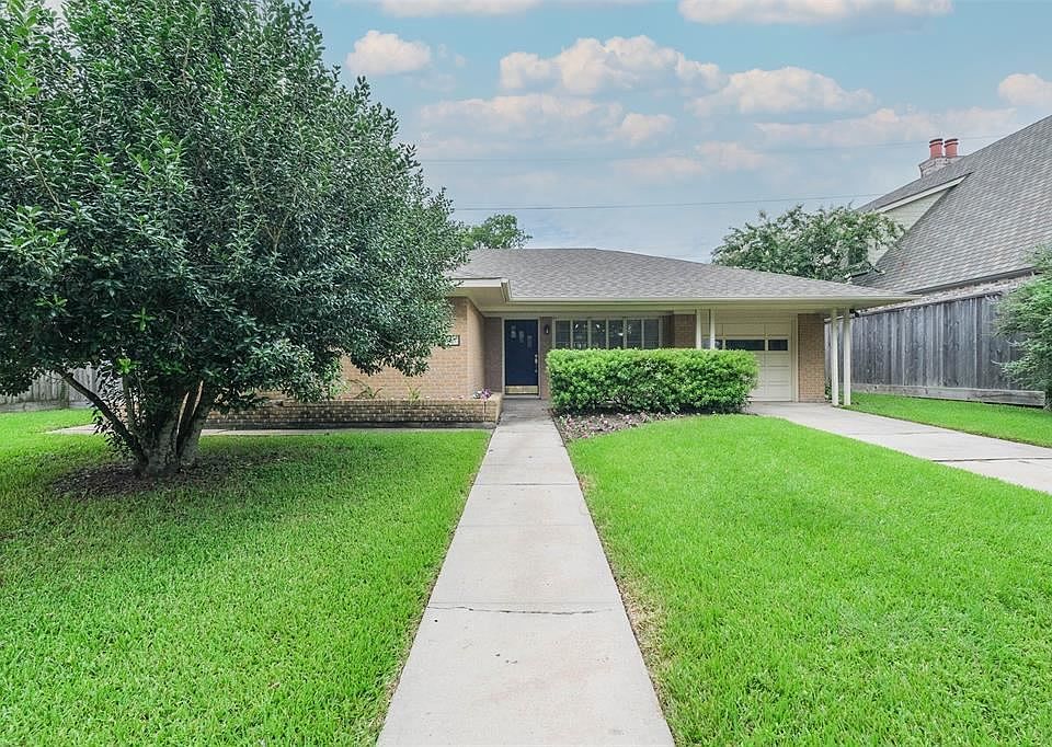 1st image of 3508 Suffolk Dr