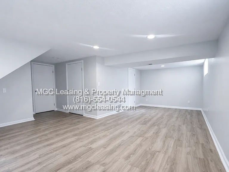 2901 NW Kingsridge Dr — Photo 11