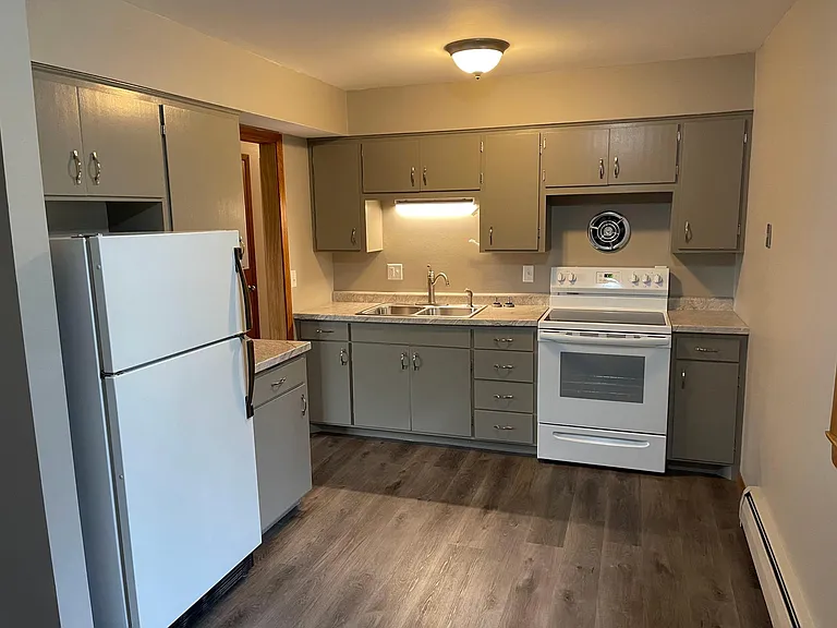 608 S Anderson St — Photo 9