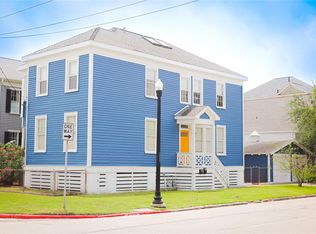 1101 Church St, Galveston, TX 77550