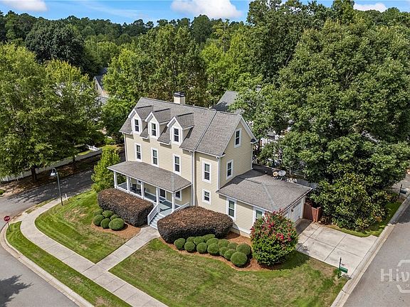 4th image of 15 Chestnut Oak Run