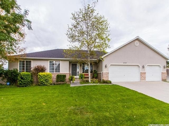 1st image of 12337 S Laurel Chase Dr