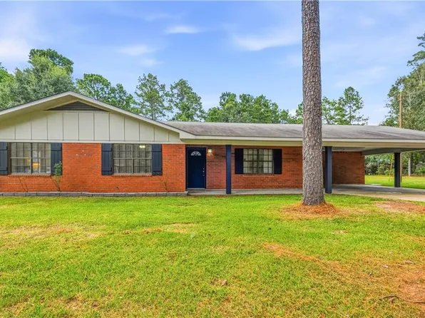 132 Carl Cir, Pineville, LA 71360