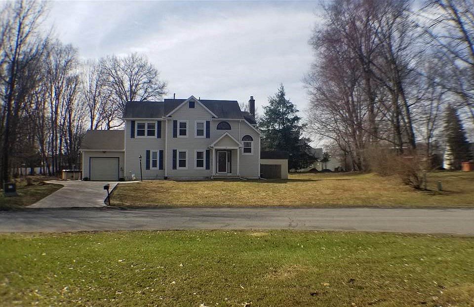 1st image of 12 Stottle Ln