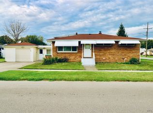 120 Kemp Ave, Cheektowaga, NY 14225
