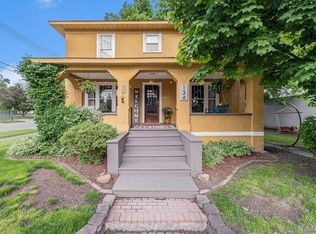 134 N Cherry St, Flushing, MI 48433