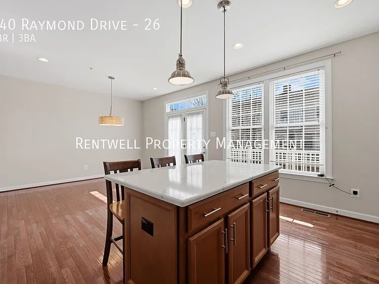 540 Raymond Dr #26 — Photo 13