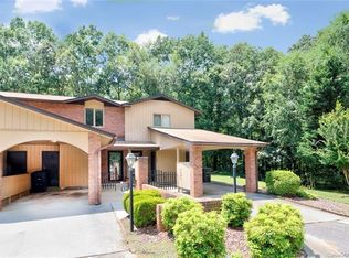 831 Coventry Ln, Statesville, NC 28677