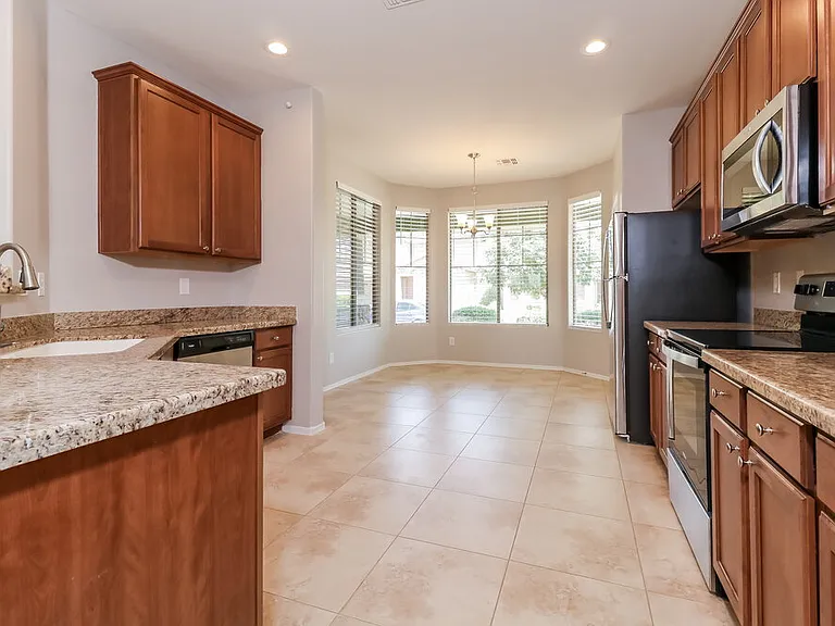 23851 W Gibson Ln — Photo 7