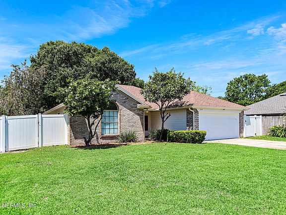 4th image of 2014 CAPISTRANO Drive