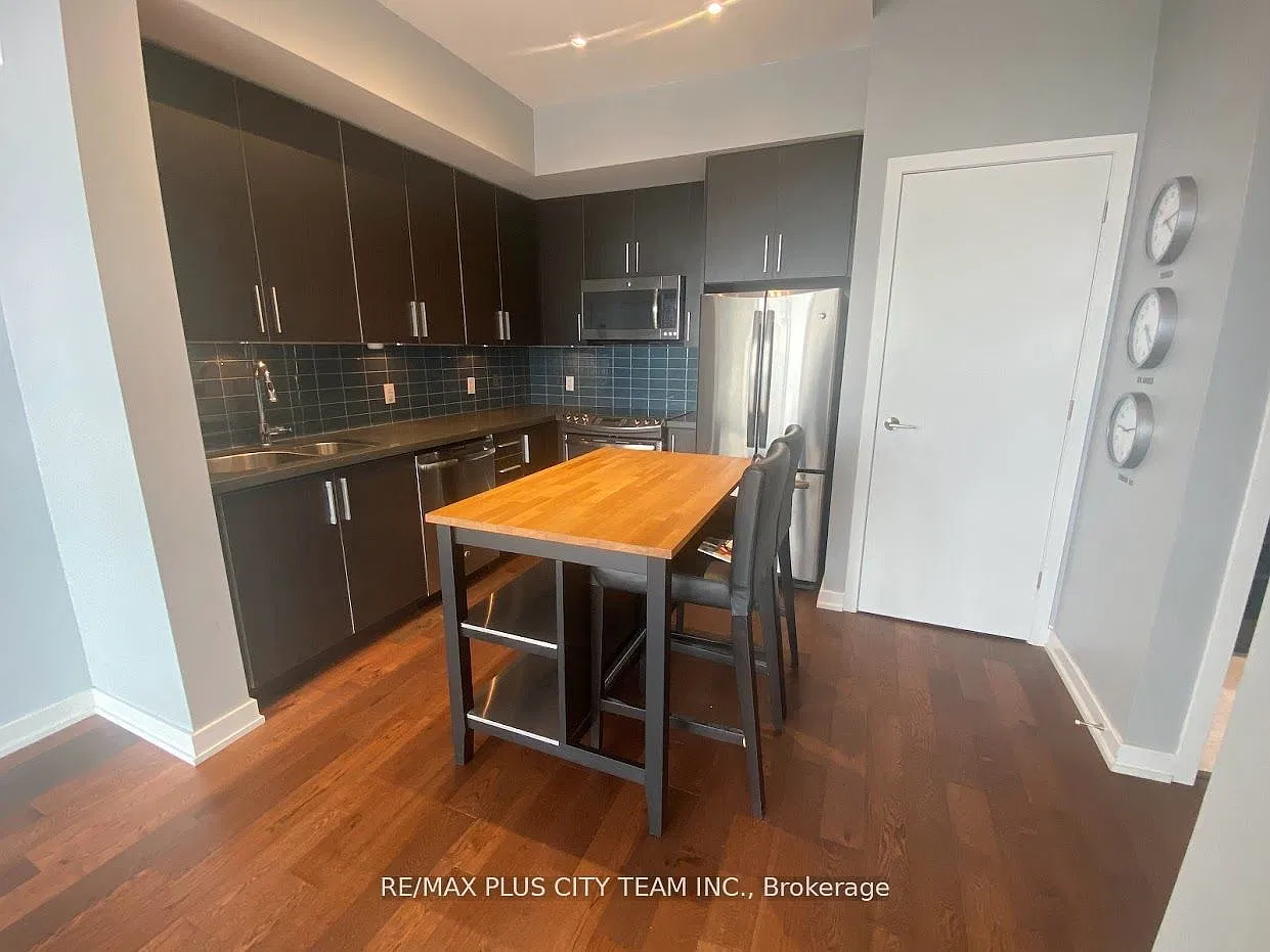 1 bed, $2,300 — Photo 4