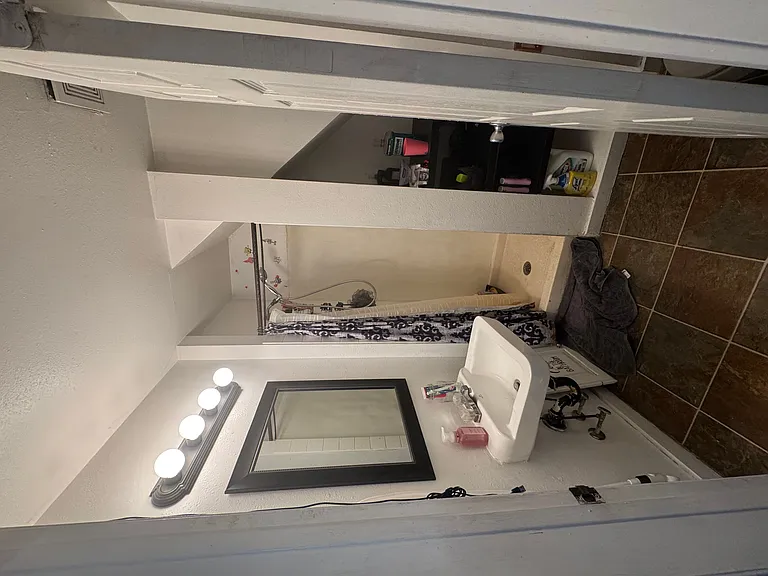 317 N Dewey St #3 — Photo 4