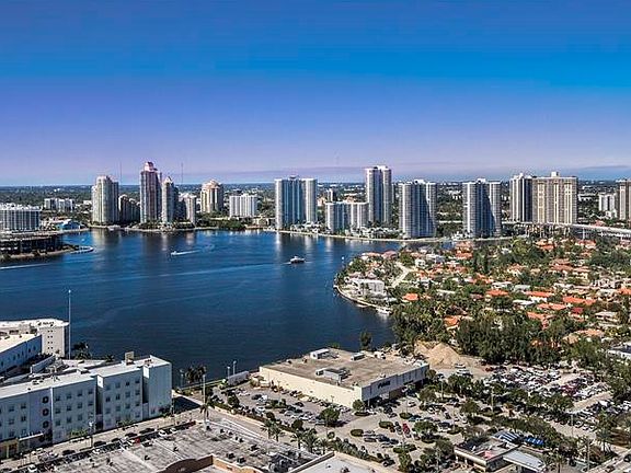 3rd image of 18101 Collins Ave APT 4006