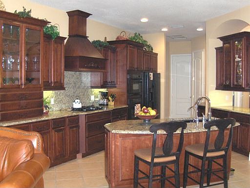 open kitchen to family room