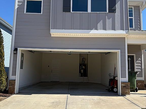 3rd image of 6032 Barringer Ct NW