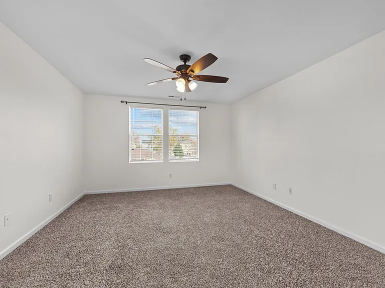 115 Jones St — Photo 24