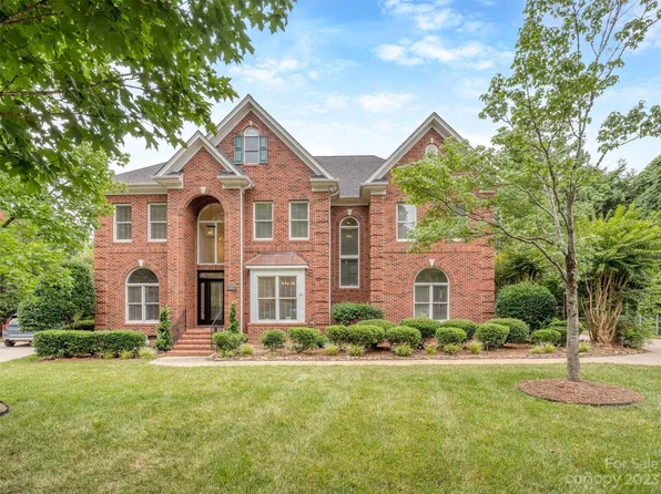 6605 Saunton Ct, Charlotte, NC 28277
