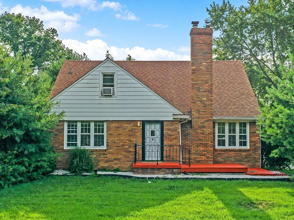 1st image of 3313 W Kessler Boulevard North Dr