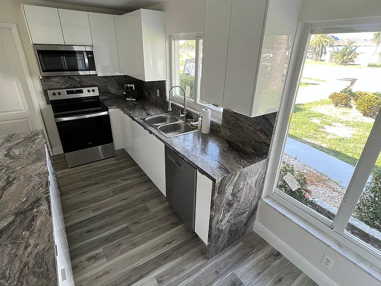 4306 Palm Tree Blvd — Photo 8