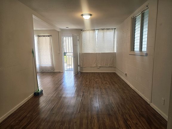 Dining area, view from kitchen
