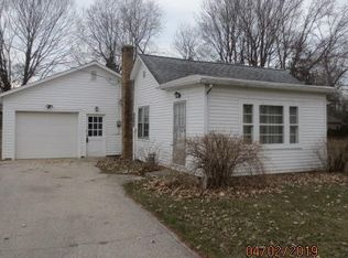 4672 Paw Paw Lake Rd, Coloma, MI 49038