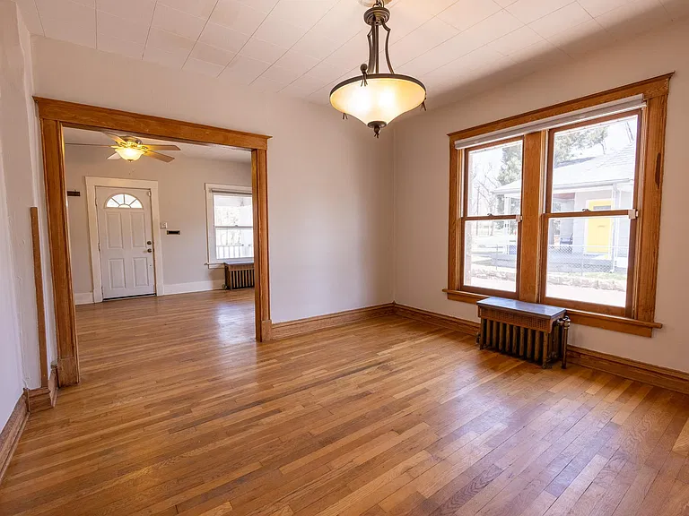 1211 E Boulder St — Photo 6