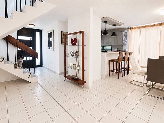 2nd image of B4 Zuania Parque De Villa Caparra