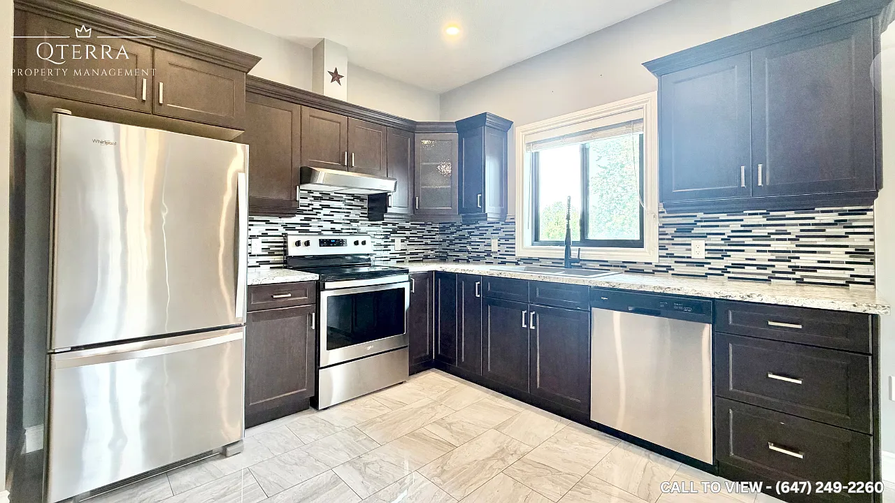3 bed, 1100 sqft, $2,295 — Photo 4