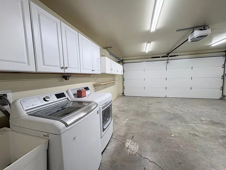 316 Altair Cir — Photo 28