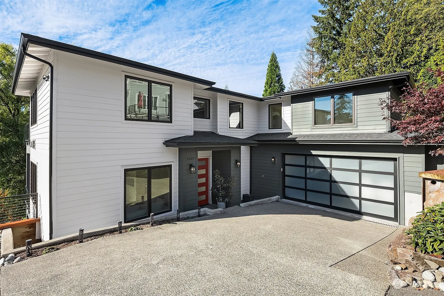 2637 E Lake Sammamish Pkwy SE photo 1