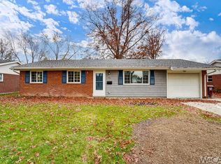 745 Mackenzie Dr, Lima, OH