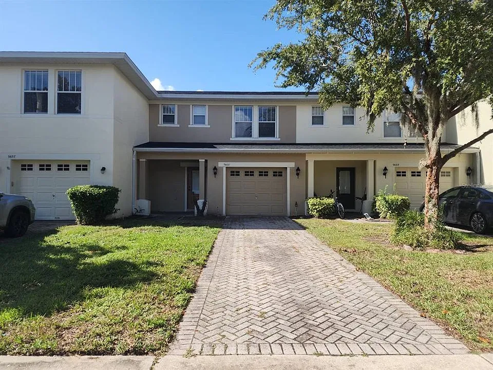 9663 Biscotti Ave