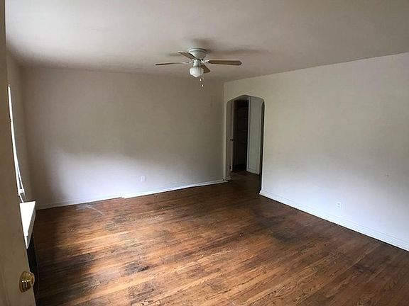 2nd image of 3104 Gobel Ave