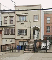 1333 Chisholm Street, #1