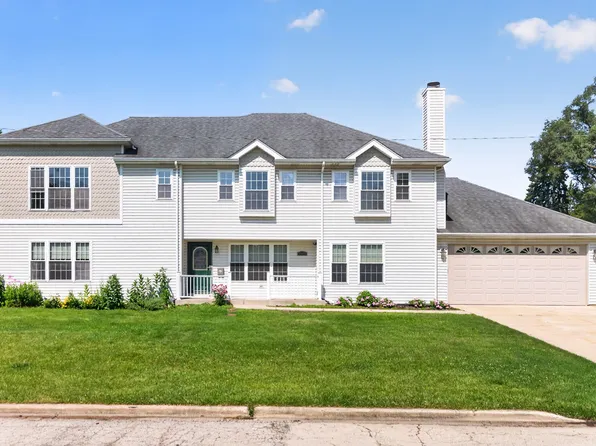 1142 S Cornell Ave, Villa Park, IL 60181