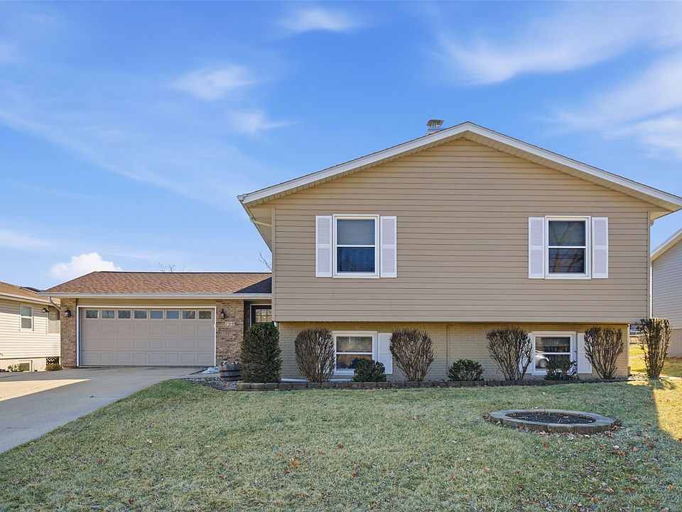 1st image of 709 Arrowhead Ln NE