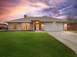 4825 Barberry Dr, Fort Worth, TX 76133