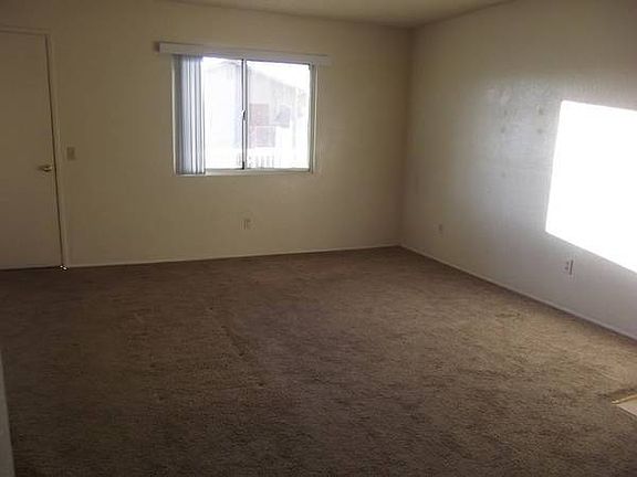 4th image of 11595 White Ave APT 49