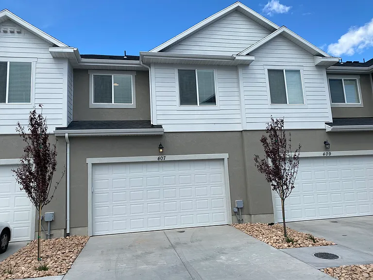 407 N 360 W — Photo 2