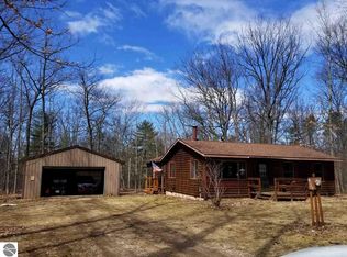 7855 Jose Lake Dr, South Branch, MI 48761