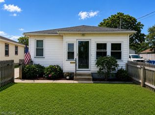 512 Maplewood Ave, Struthers, OH 44471