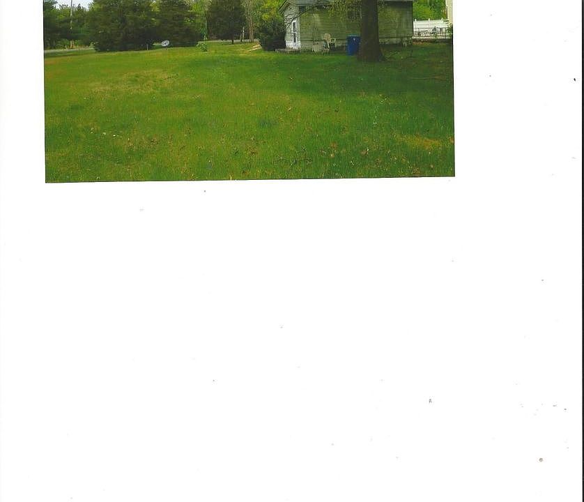 2nd image of 691 Bay Ave