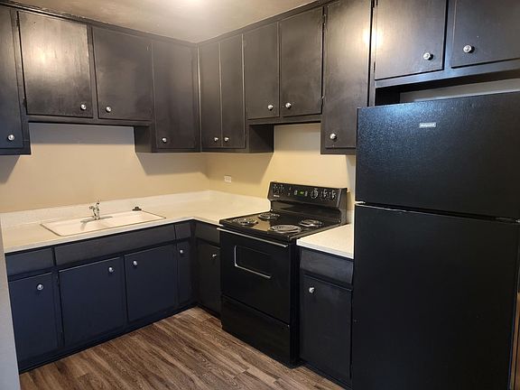 5th image of 3022 W Colorado Ave