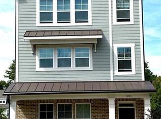 301 Southpark Ln, Woodstock, GA 30188