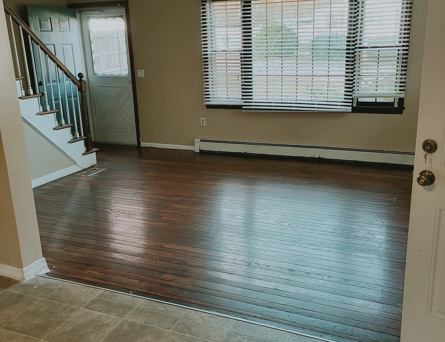 141 Greenwood Court - 1 — Photo 2