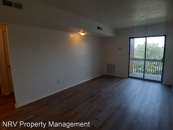 2nd image of 1407 Pickett St #8269330