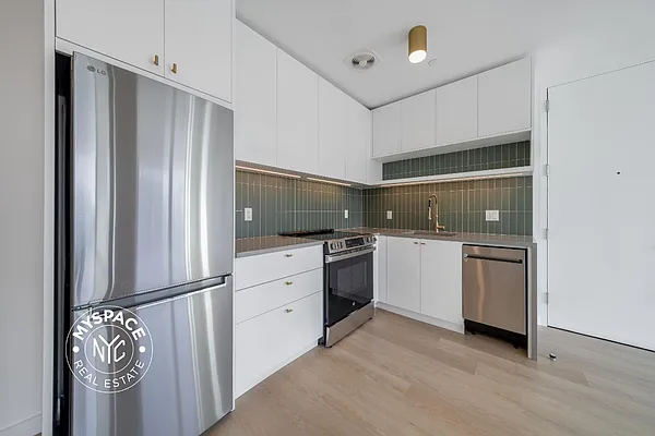 Rented by MySpaceNYC | media 16