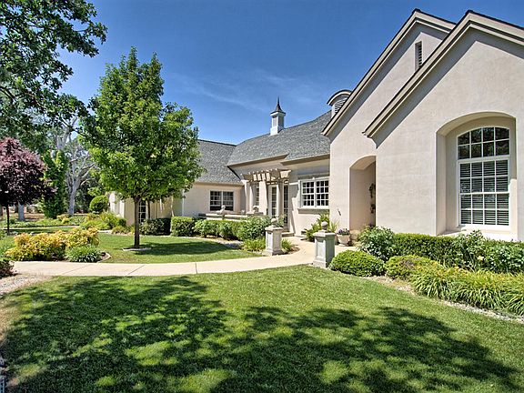 5th image of 23420 Millville Way